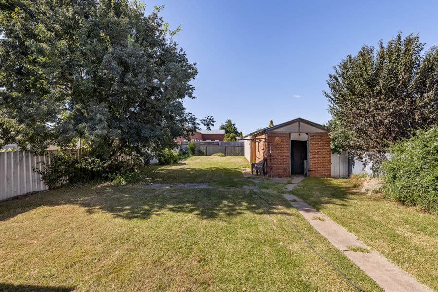 220 GURWOOD Street, Wagga Wagga, Wagga Wagga - Thumbnail 7