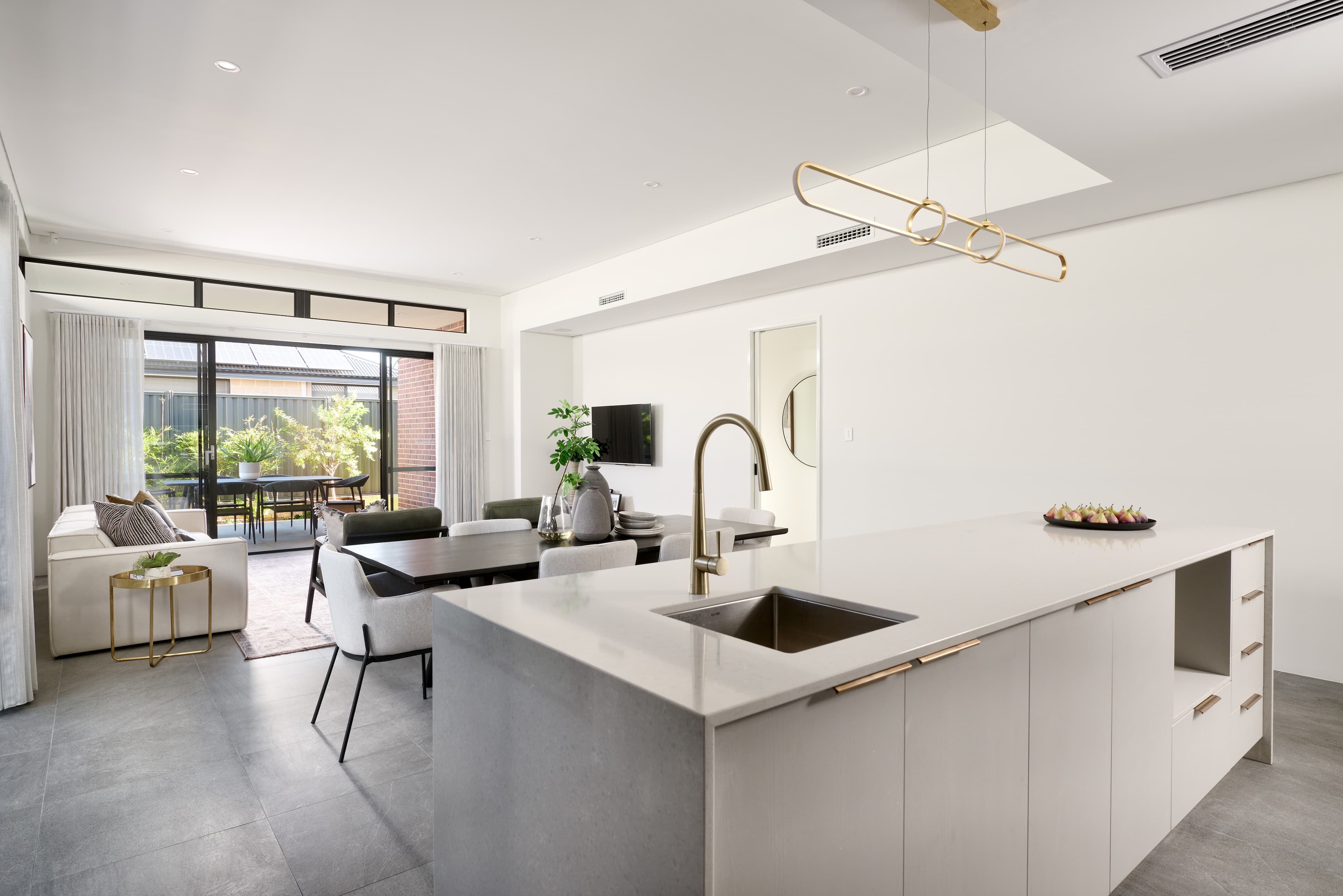 10 Entwistle Way, Aveley, Aveley - Thumbnail 7