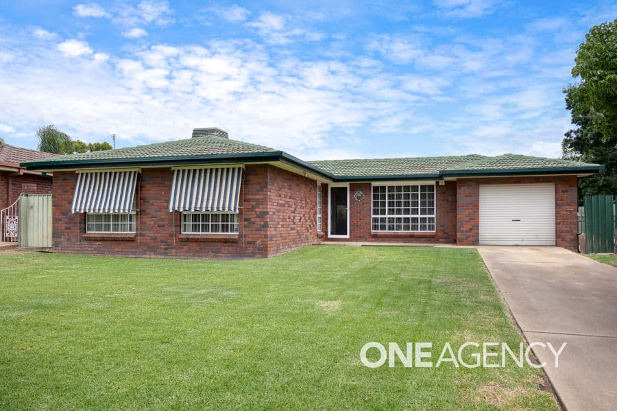 18 GOBORRA Street, Glenfield Park, Glenfield Park - Image 1