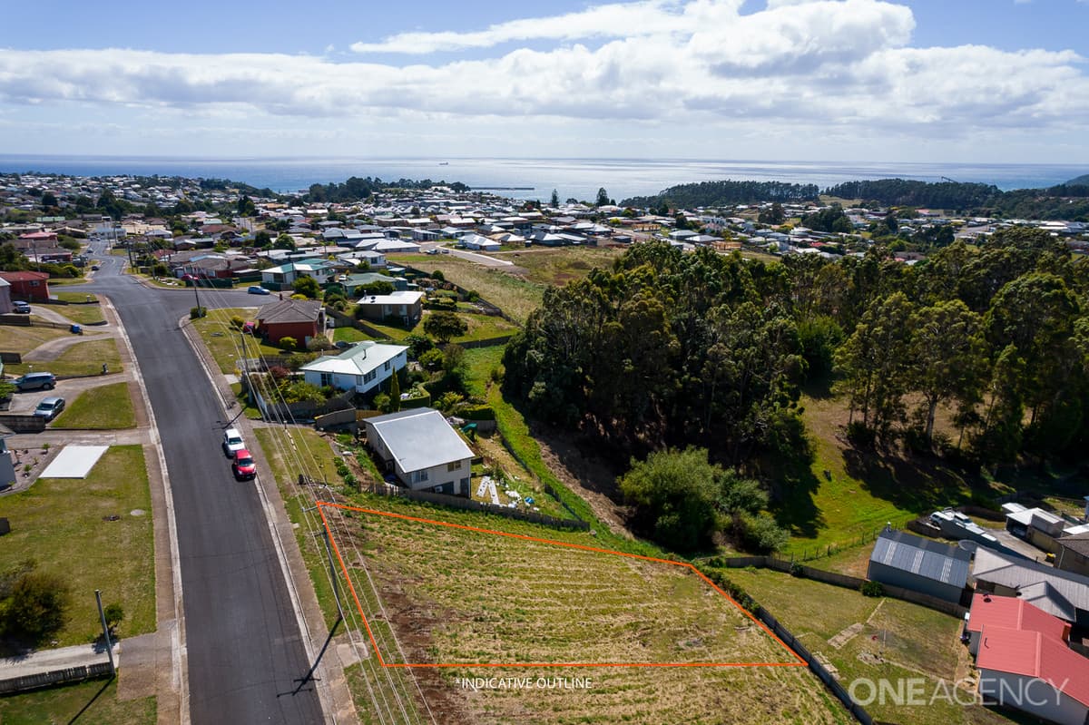 34 Colegrave Road, Upper Burnie, Upper Burnie - Thumbnail 3