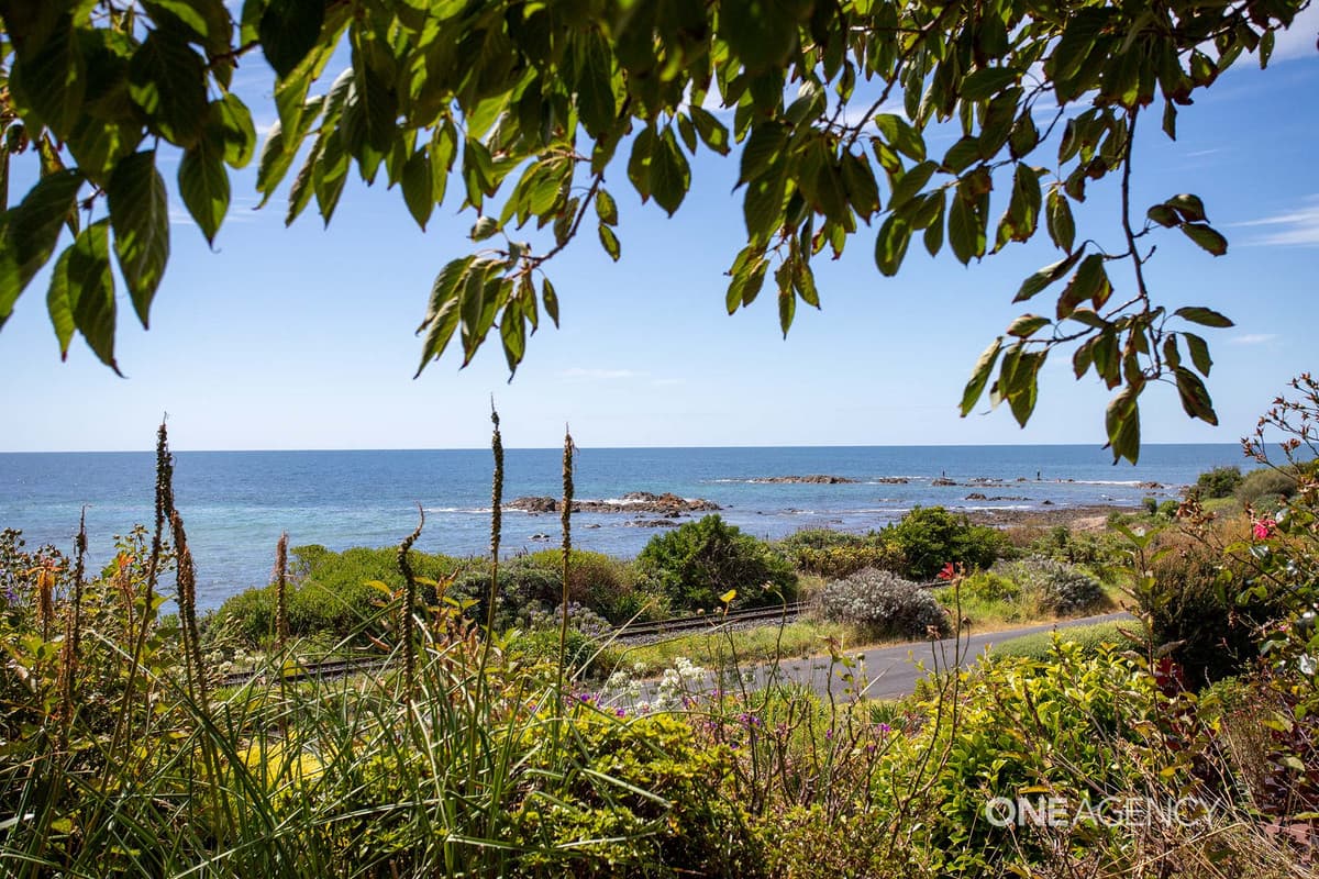 186 Main Road, Penguin, Penguin - Image 1
