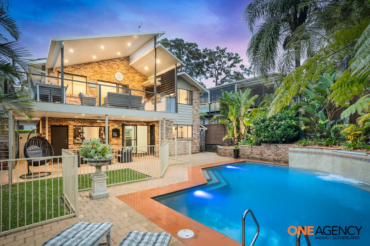 10 Burley Close, Illawong, Illawong - Image 1