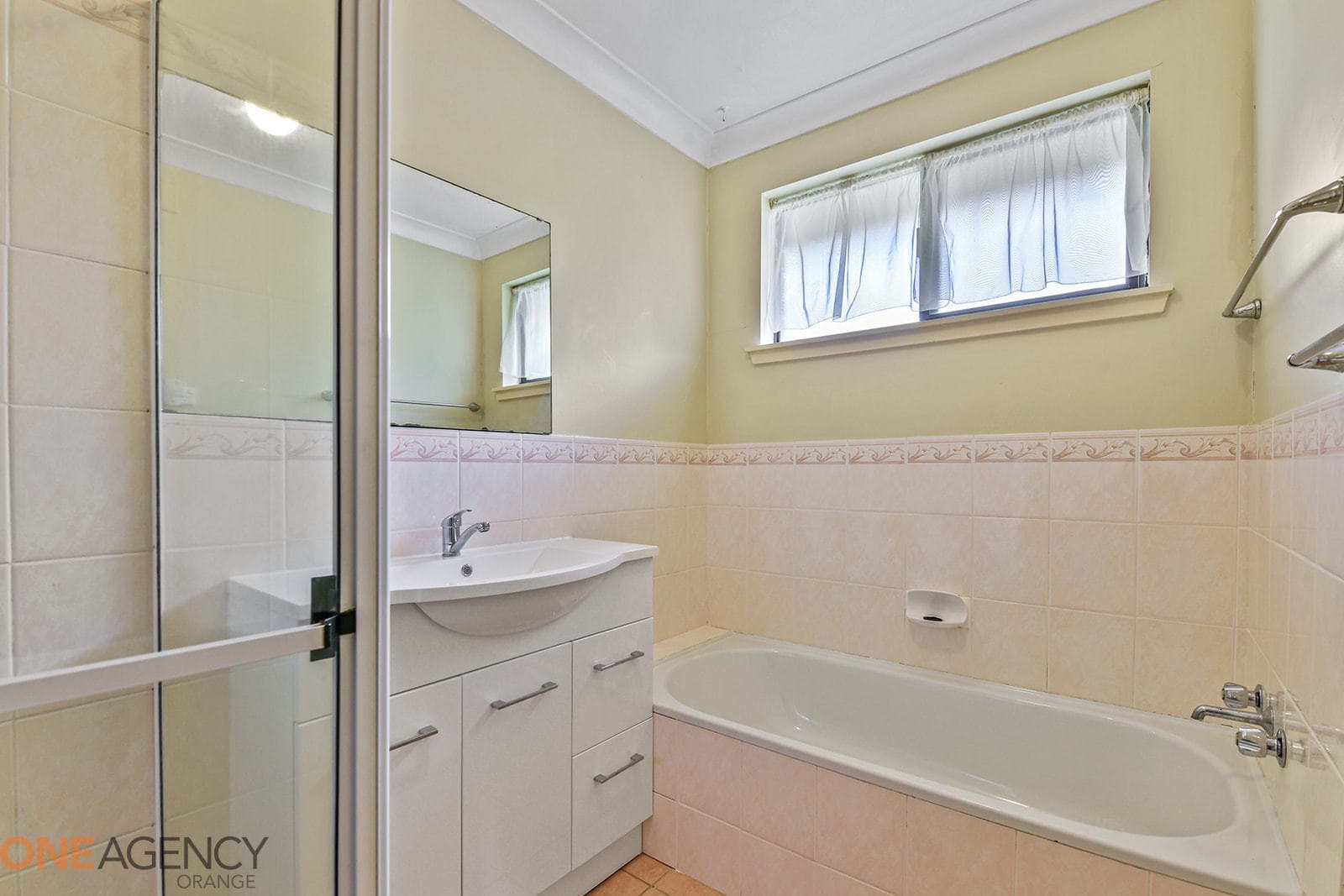 20 Matthews Avenue, Orange, Orange - Thumbnail 6