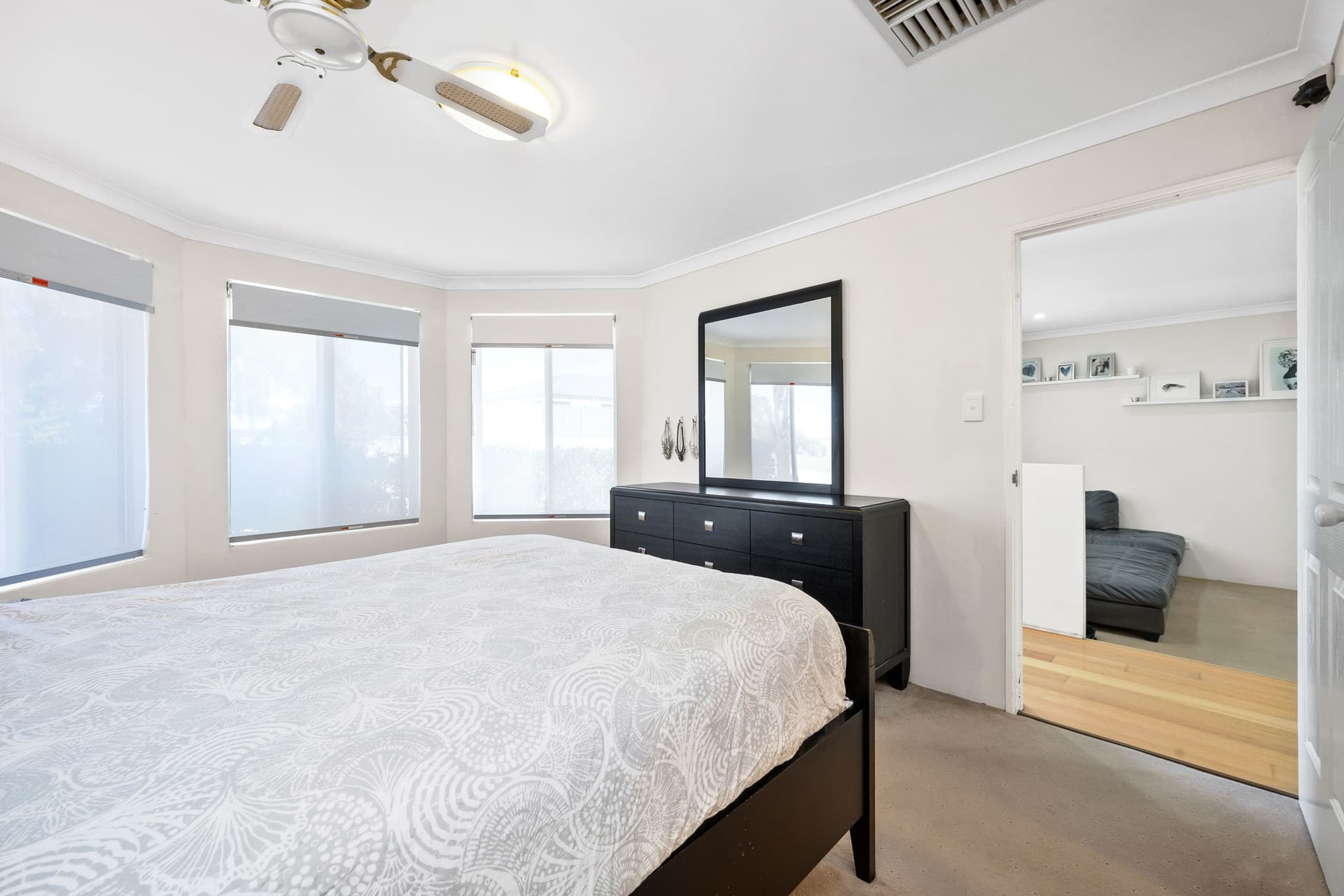 14 Raeburn Crescent, Landsdale, Landsdale - Thumbnail 6