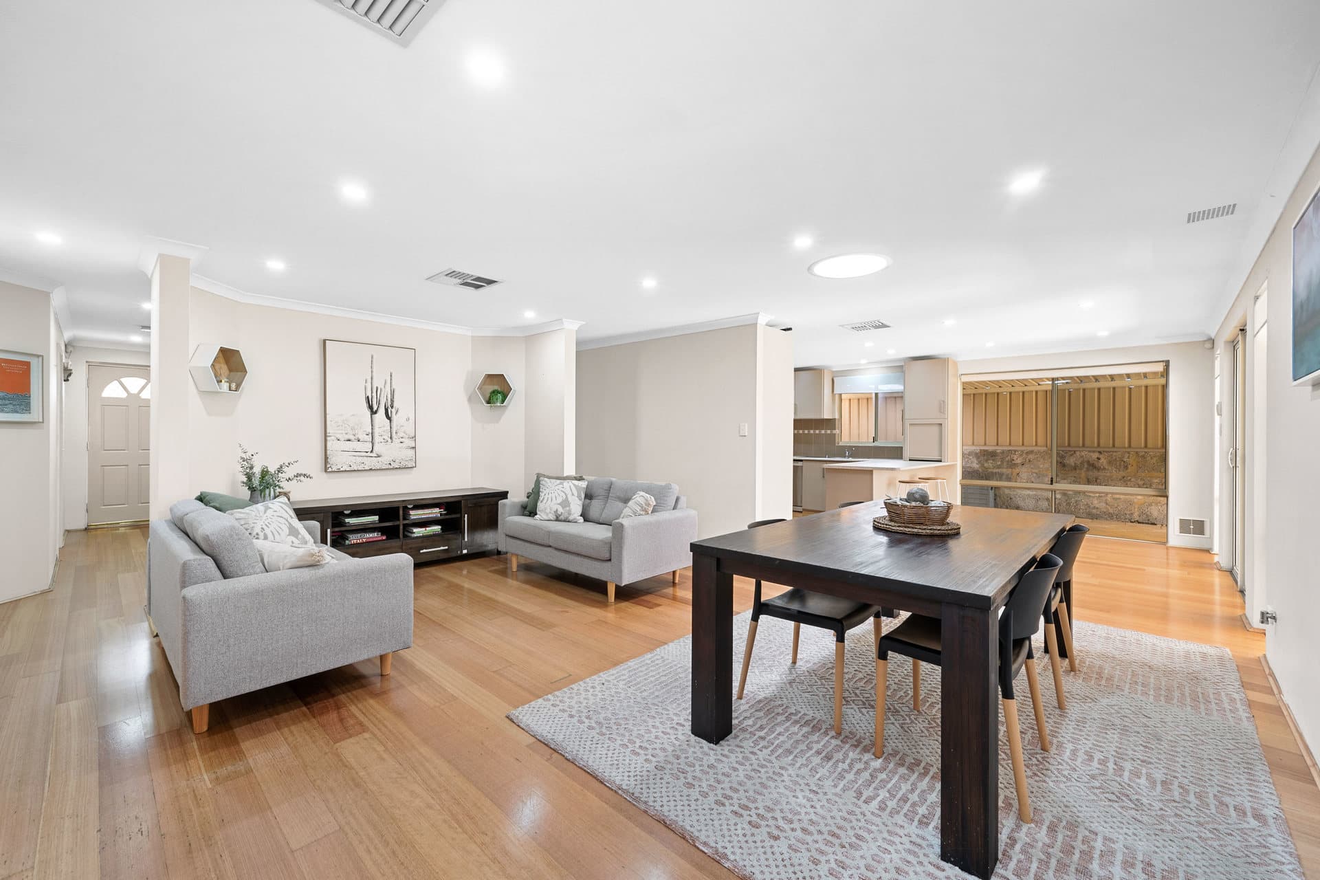 14 Raeburn Crescent, Landsdale, Landsdale - Thumbnail 8