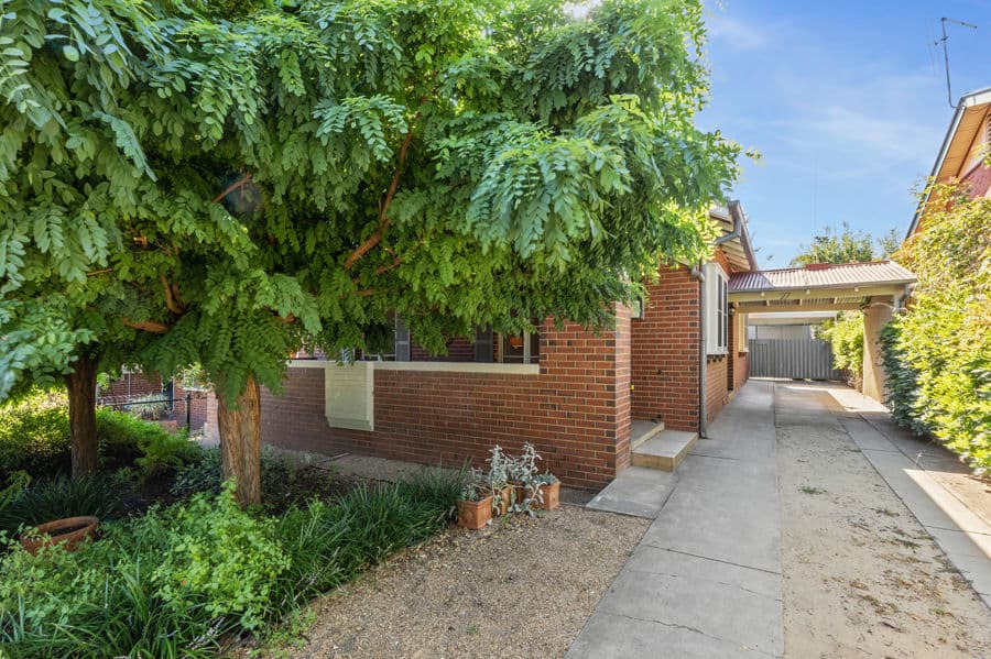 27 EDMONDSON Street, Turvey Park, Turvey Park - Image 1