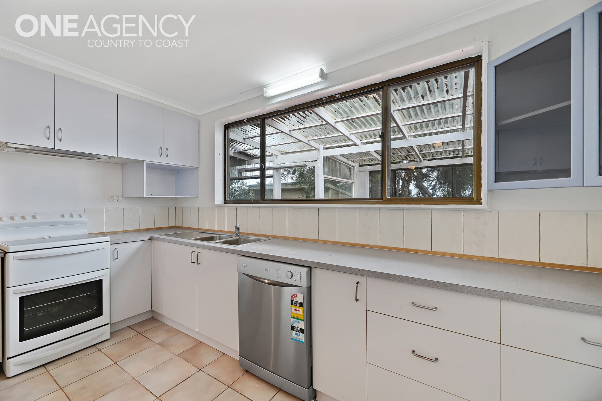 9 Hallway Drive, Wimbledon Heights, Wimbledon Heights - Thumbnail 3