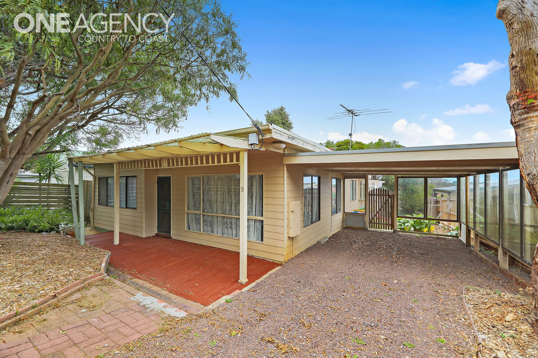 9 Hallway Drive, Wimbledon Heights, Wimbledon Heights - Thumbnail 2