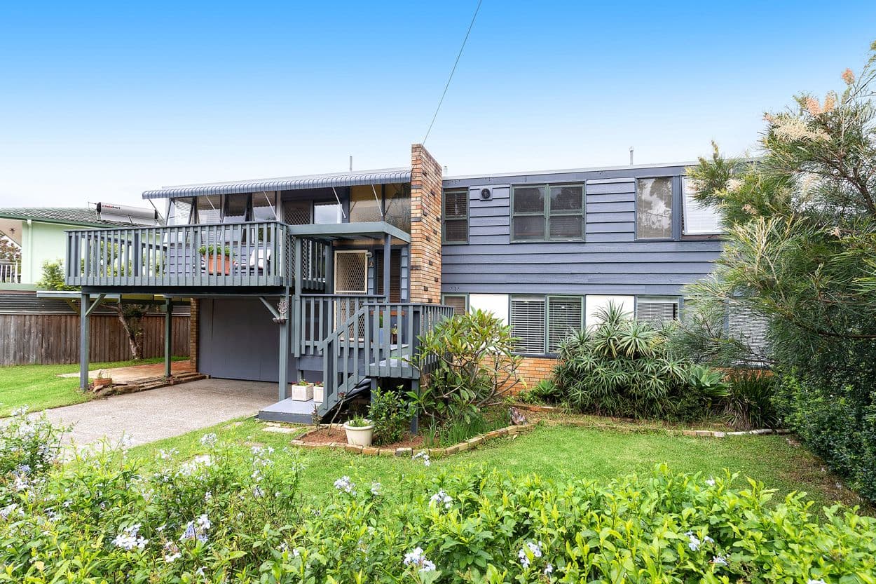 1 Lanford Avenue, Killarney Heights, Killarney Heights - Thumbnail 3