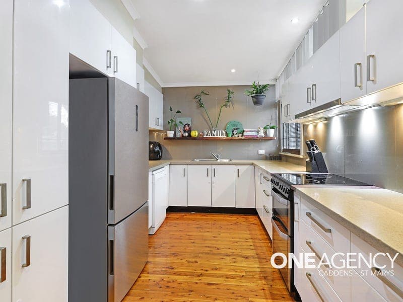 2 Sunshine Avenue, Penrith, Penrith - Thumbnail 2