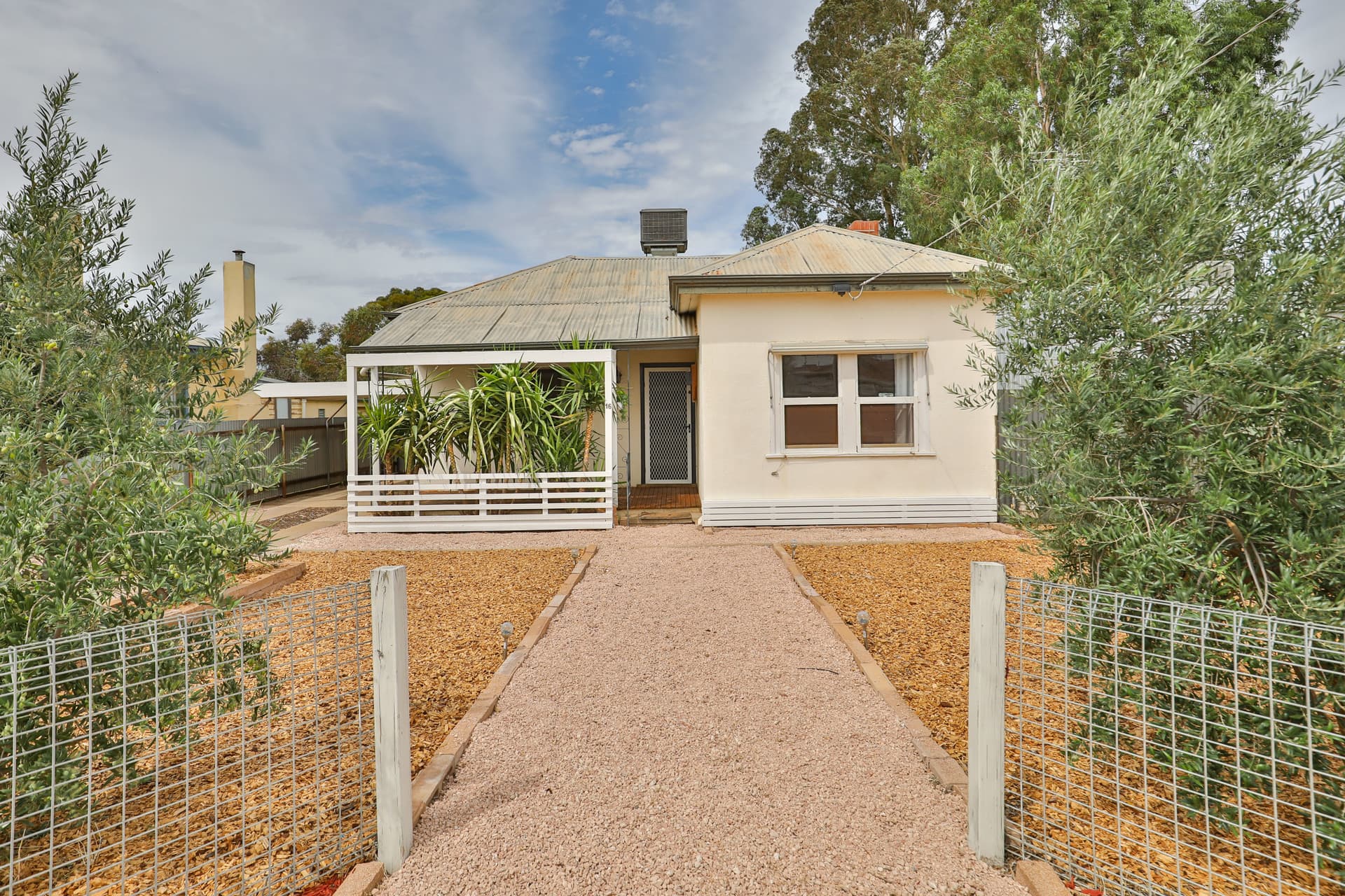 16 Dawn Avenue, Mildura, Mildura - Image 1