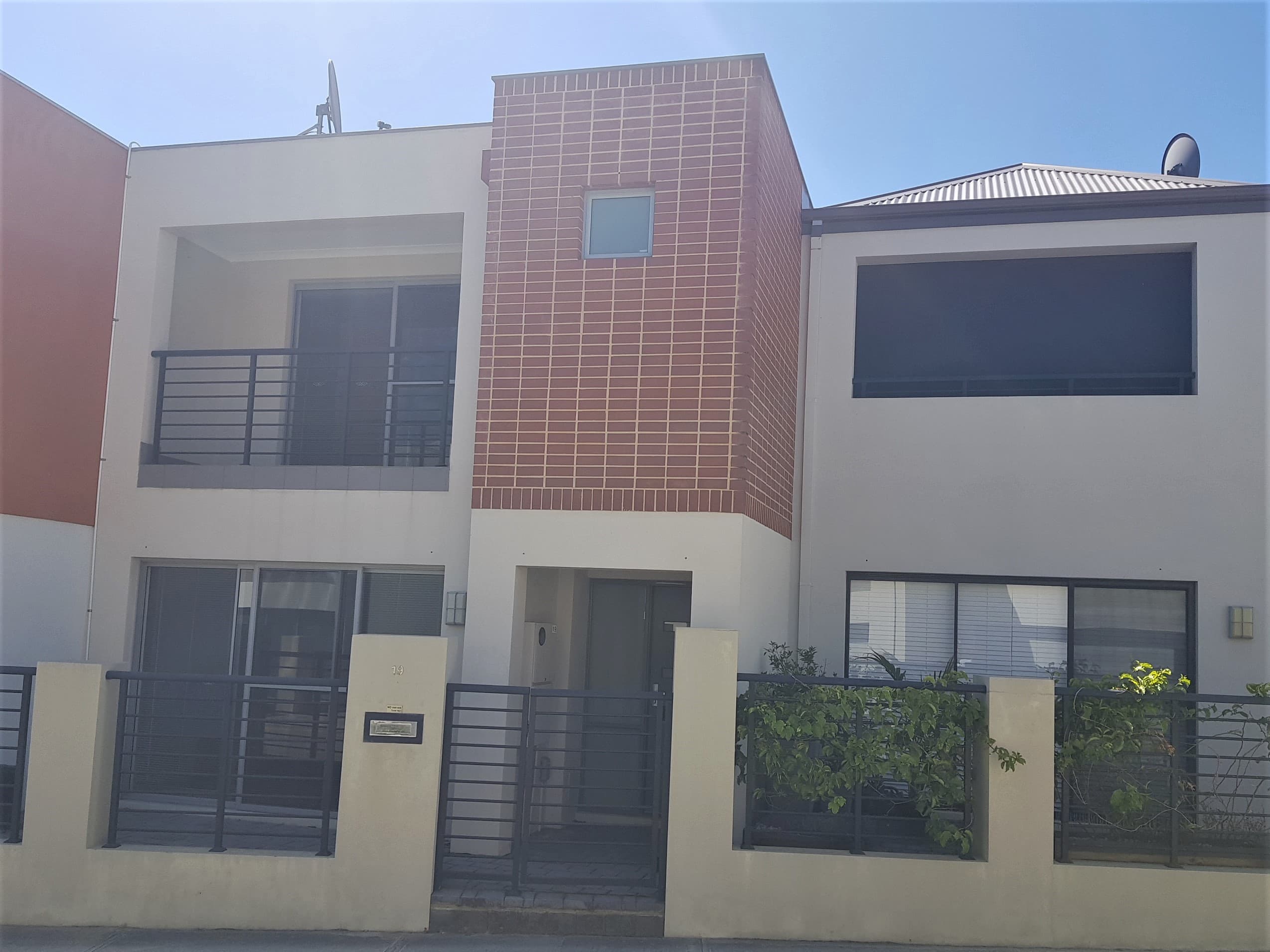 19 Kitson Turn, Clarkson, Clarkson - Image 1