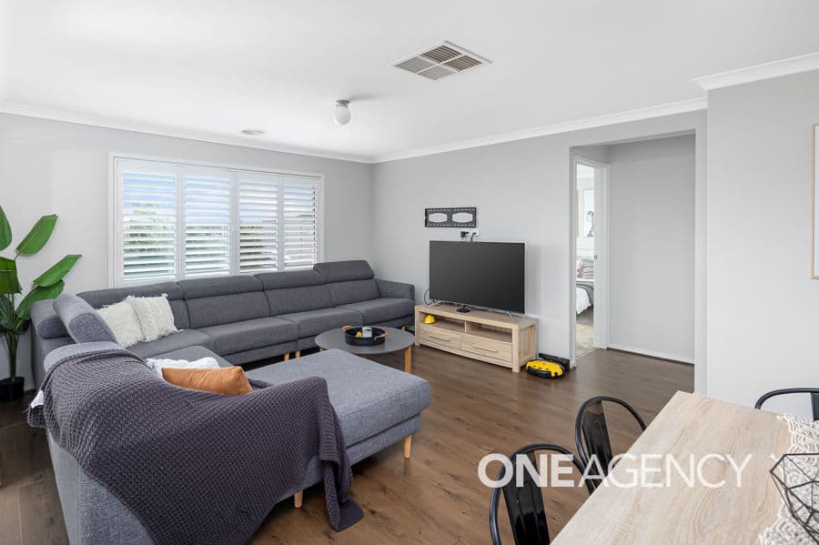 6 DARCY Drive, Boorooma, Boorooma - Thumbnail 5