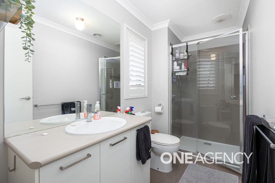 6 DARCY Drive, Boorooma, Boorooma - Thumbnail 7