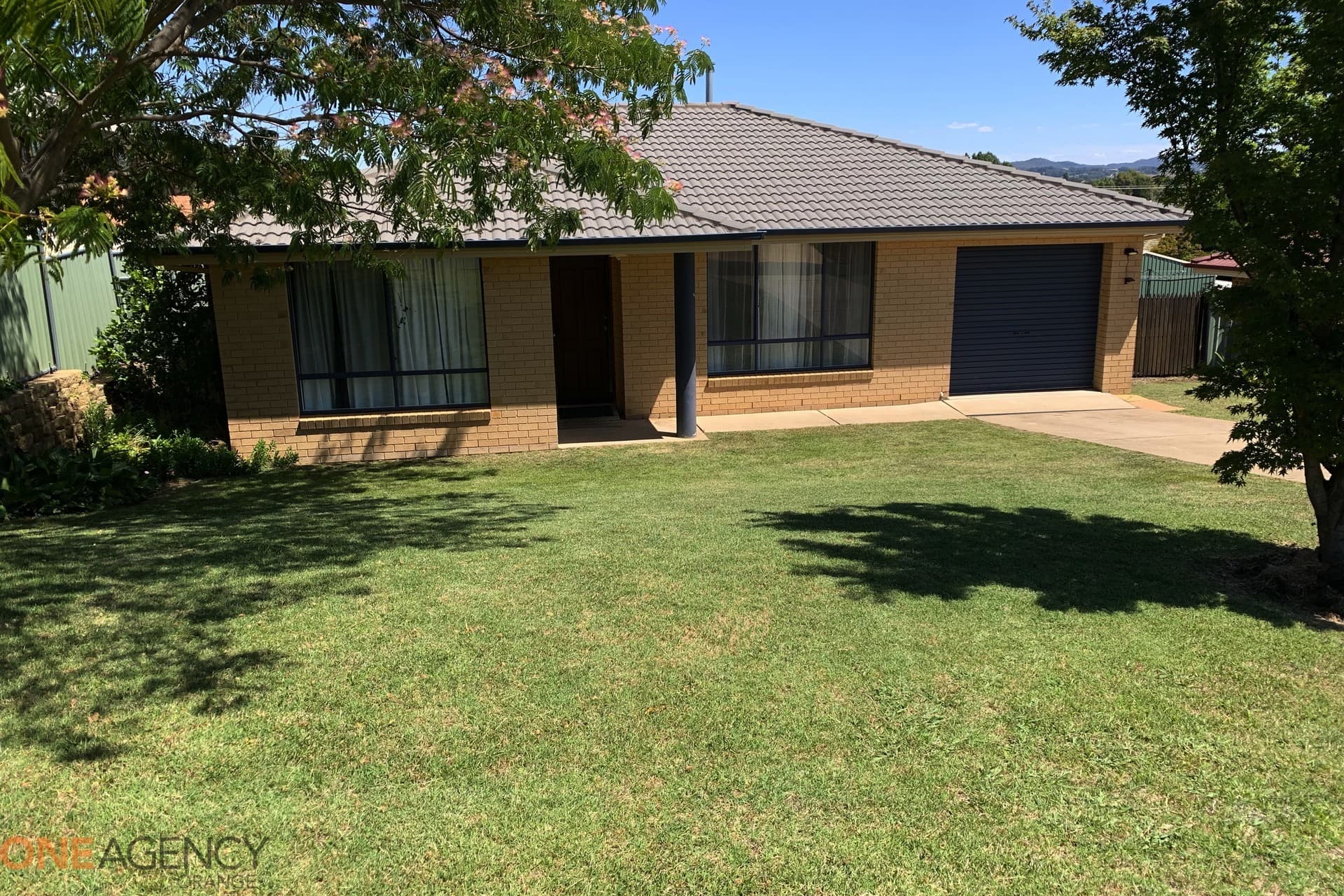 33 Booth Crescent, Orange, Orange - Image 1