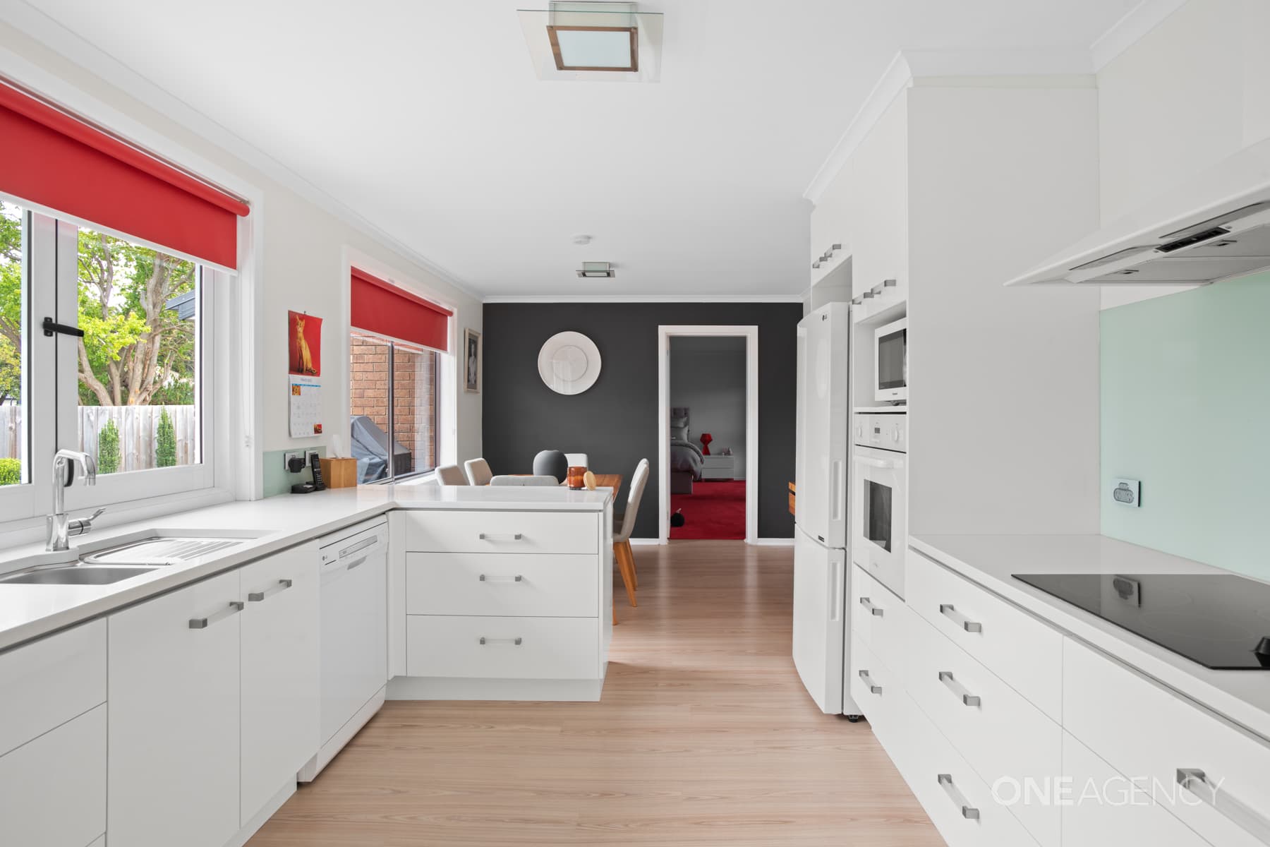 20 Denway Grove, Norwood, Norwood - Thumbnail 3