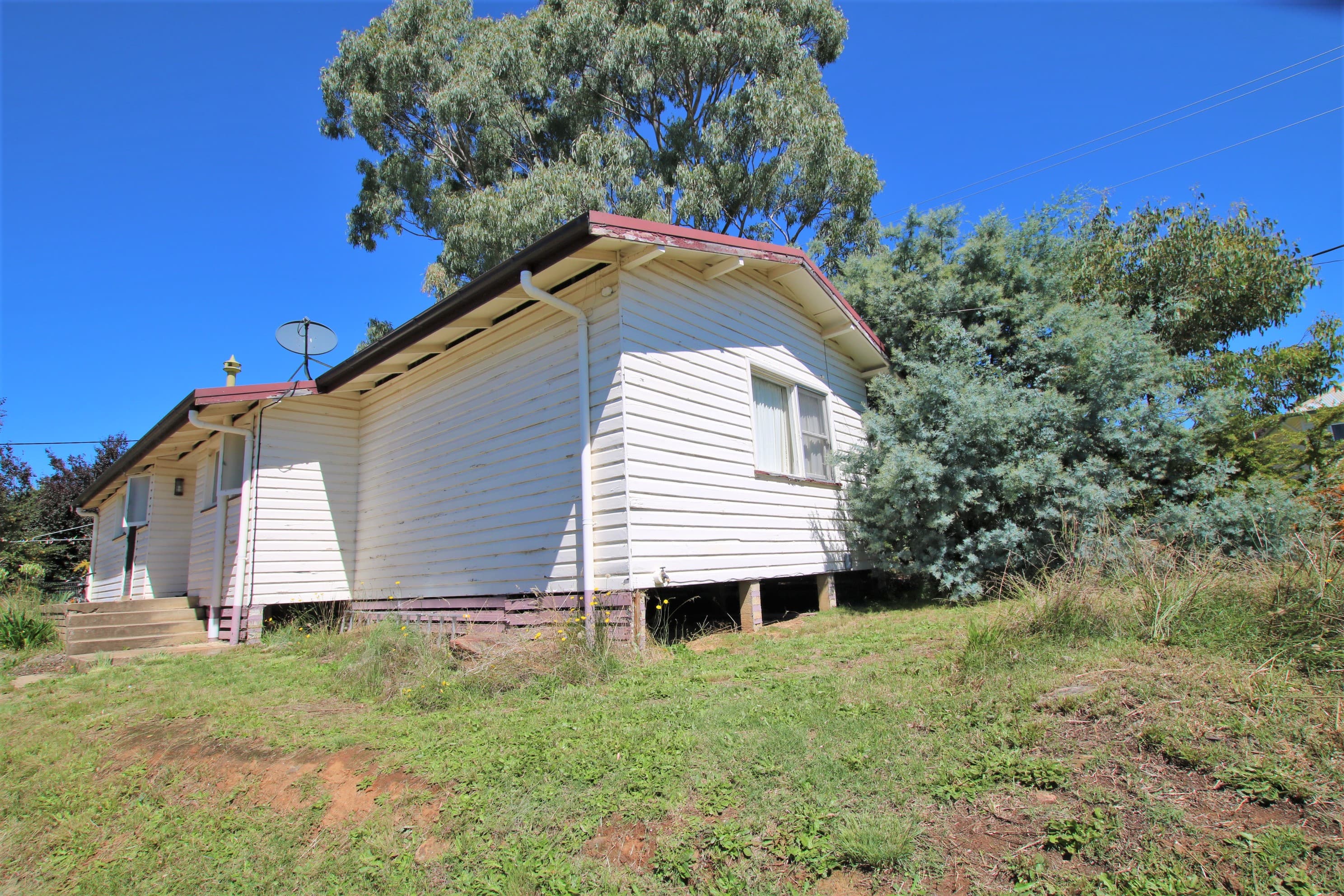 18 Jerrang Avenue, Cooma, Cooma - Image 1