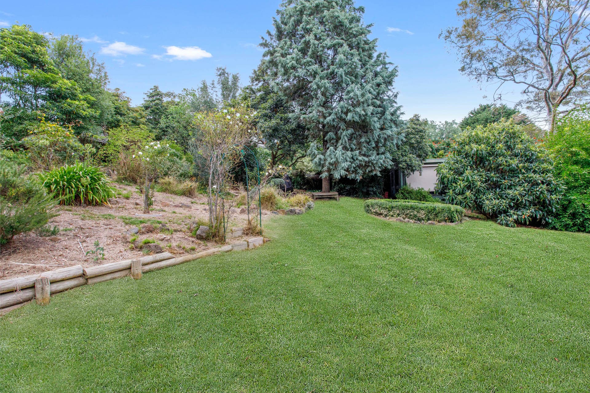 8 Albatross Avenue, Mount Eliza, Mount Eliza - Thumbnail 2