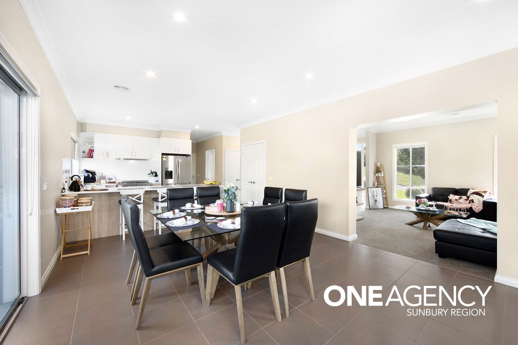 9 Riverview Terrace, Sunbury, Sunbury - Thumbnail 4
