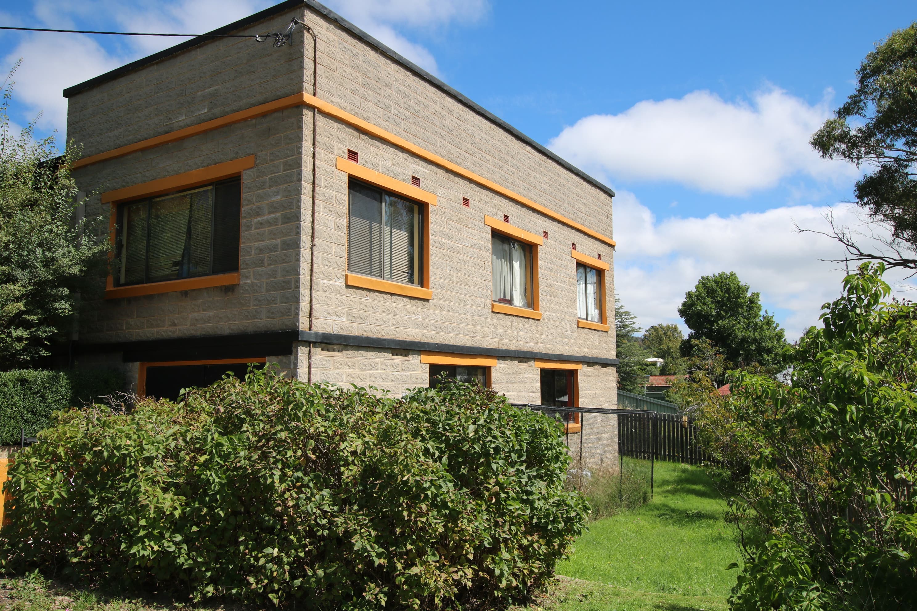 1A & 1B /1 Chapman Street, Cooma, Cooma - Thumbnail 3