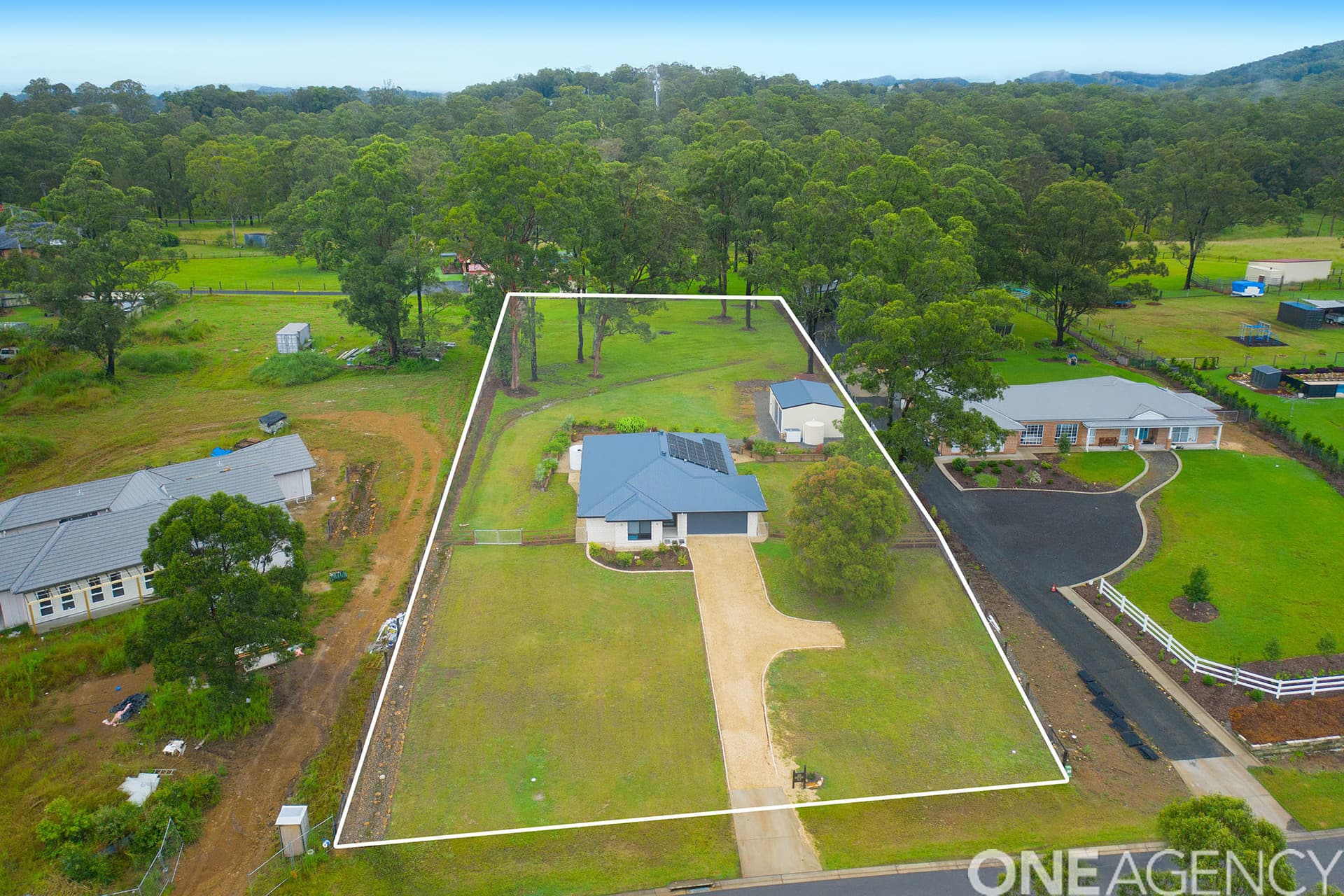 39 Kangaroo Drive, Beechwood, Beechwood - Image 1