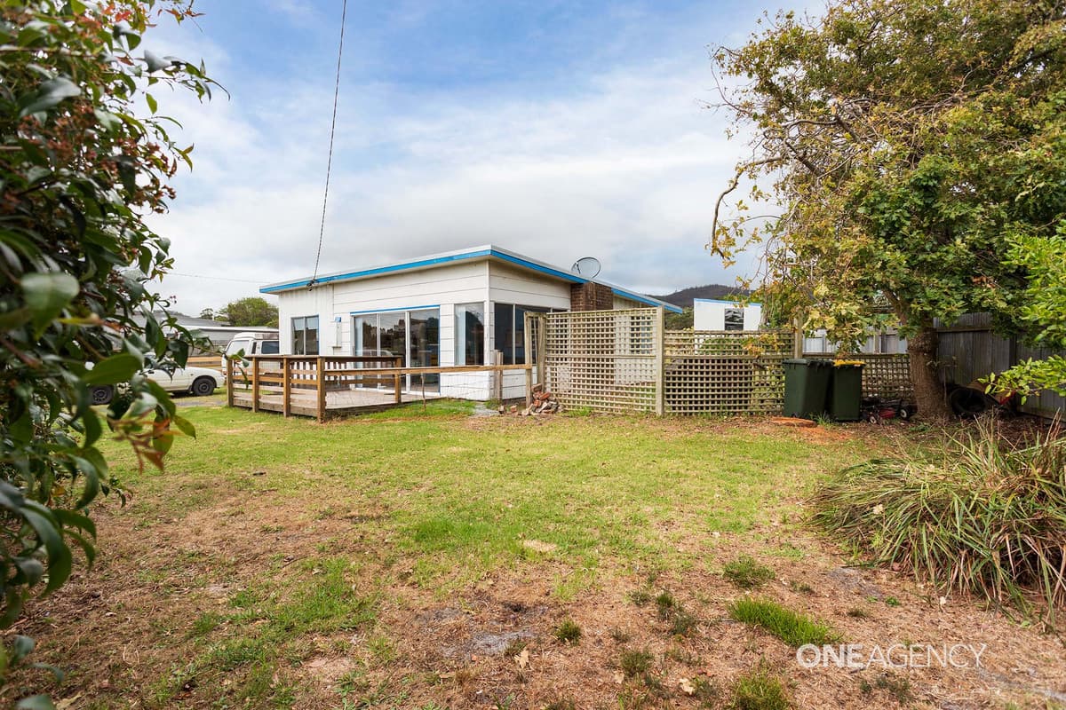 20 Irby Boulevard, Sisters Beach, Sisters Beach - Thumbnail 2