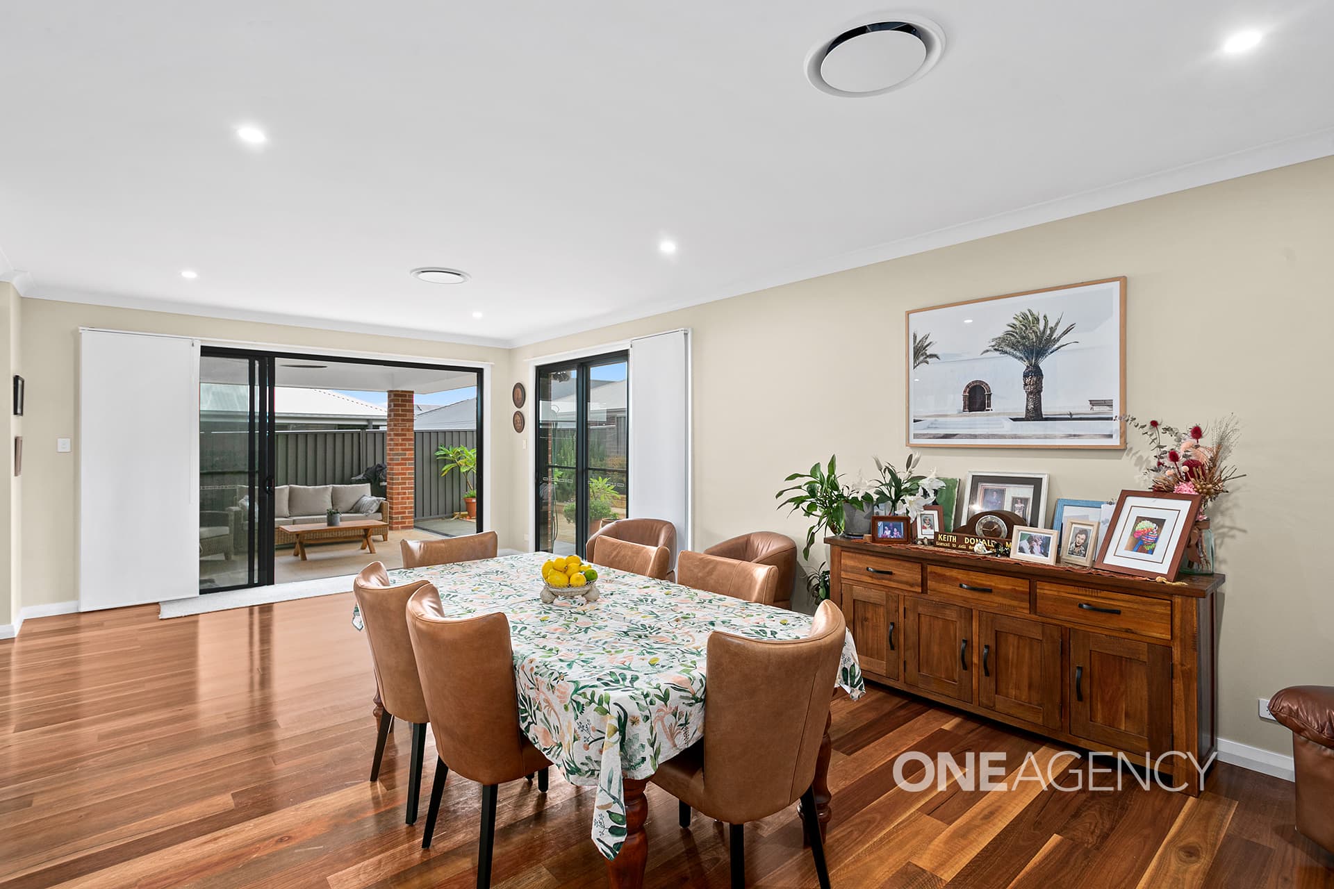 4 Honeybee Crescent, Calderwood, Calderwood - Thumbnail 2