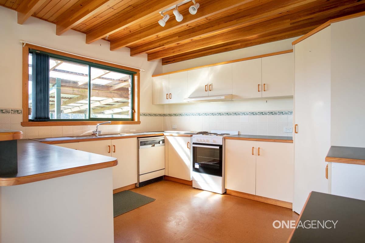 17 Wattle Hill Drive, Wynyard, Wynyard - Thumbnail 8