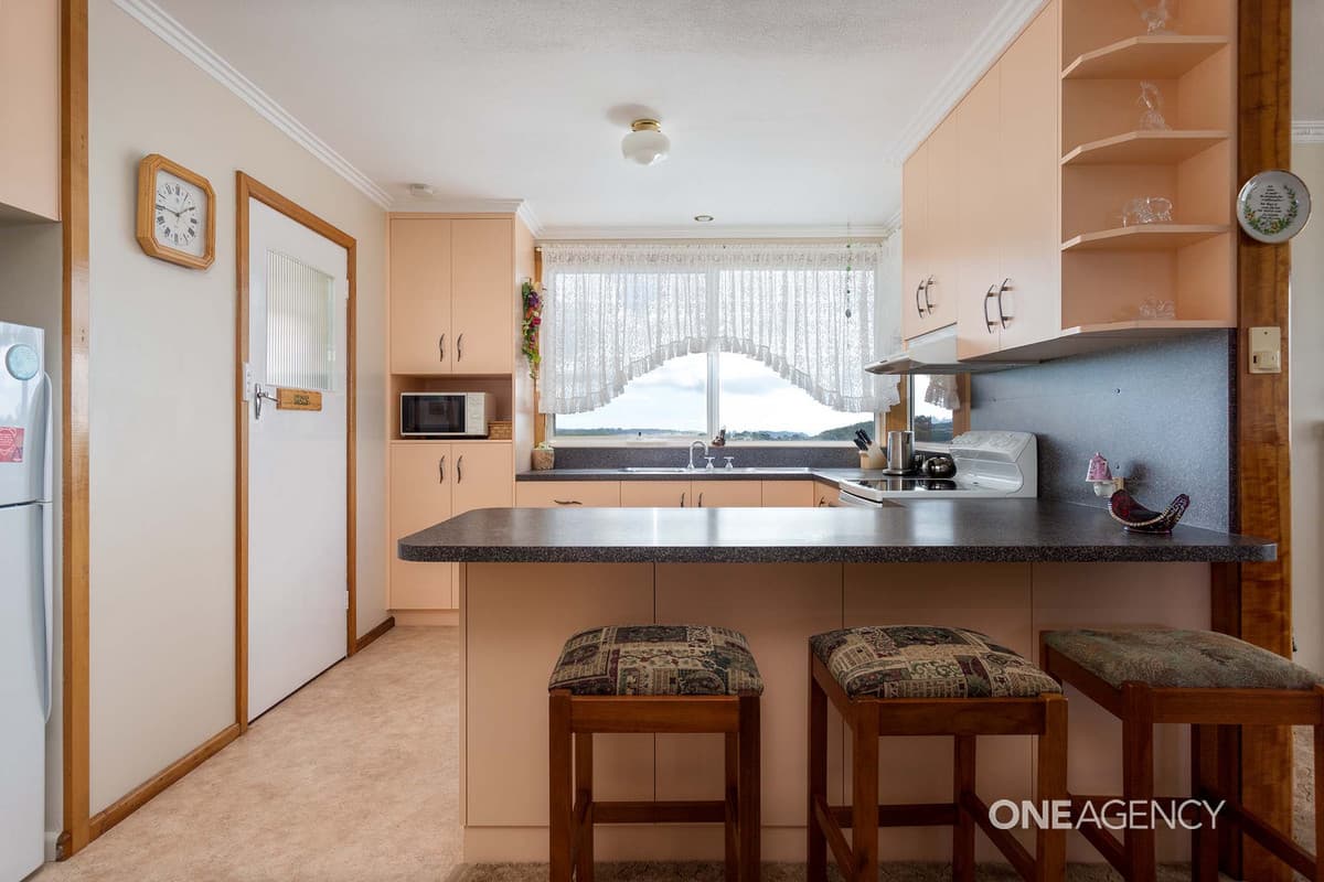 554 Fern Glade Road, Stowport, Stowport - Image 1