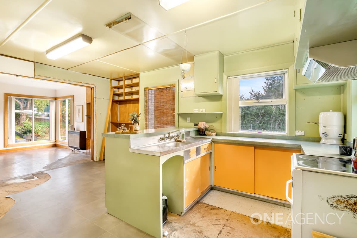 25 Linton Street, Upper Burnie, Upper Burnie - Thumbnail 4