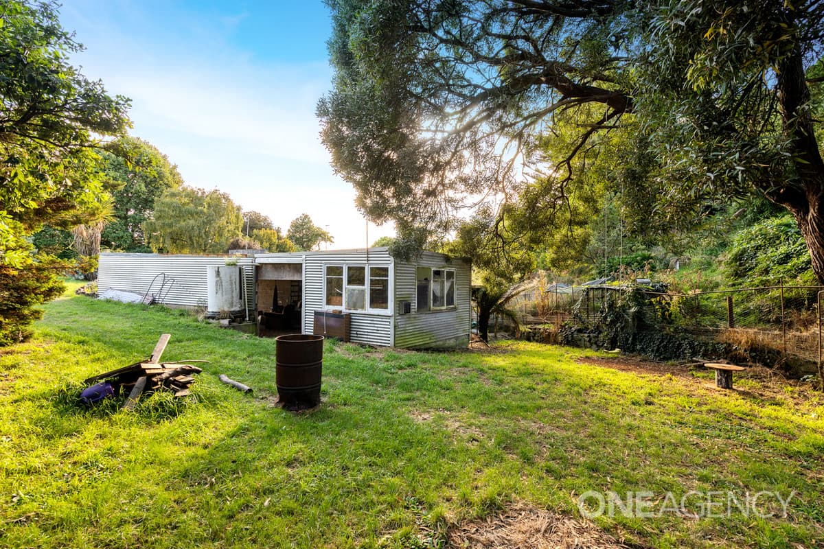 25 Linton Street, Upper Burnie, Upper Burnie - Thumbnail 6