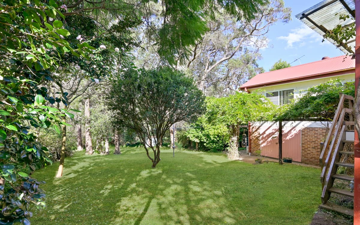 44 Bee Farm Road, Springwood, Springwood - Thumbnail 2