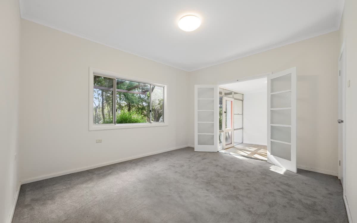44 Bee Farm Road, Springwood, Springwood - Thumbnail 6