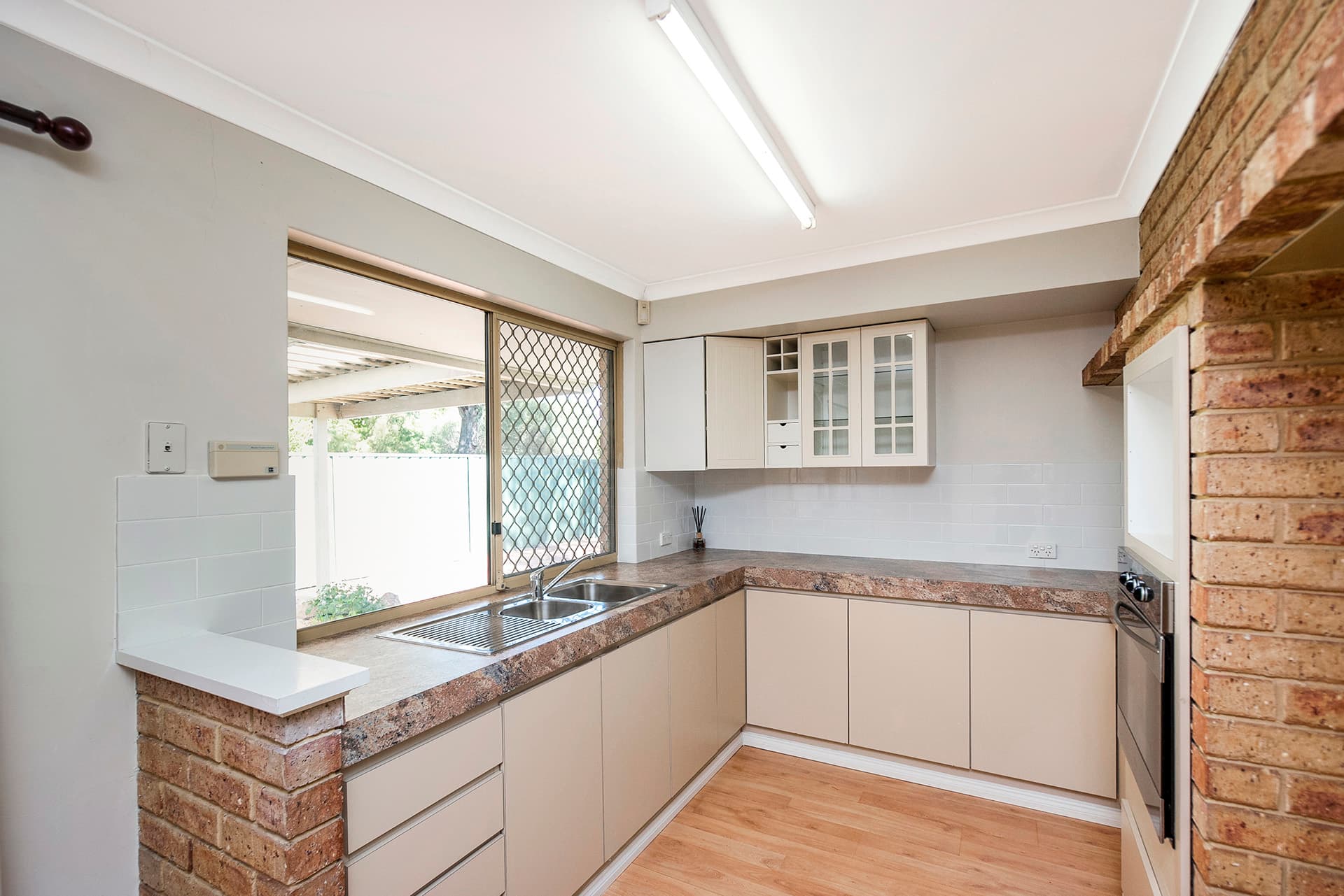 8A Bower Street, Thornlie, Thornlie - Thumbnail 3