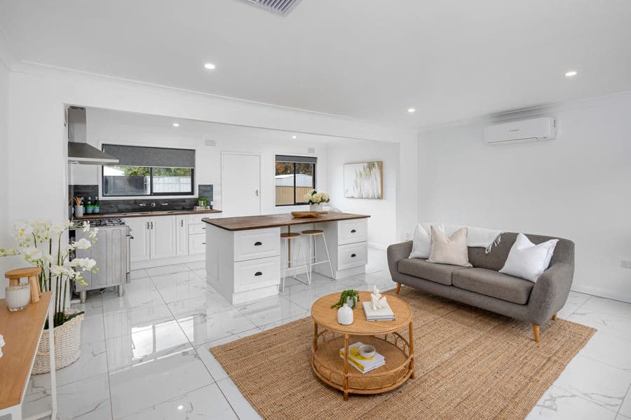 17 LEAVENWORTH Drive, Mount Austin, Mount Austin - Thumbnail 2
