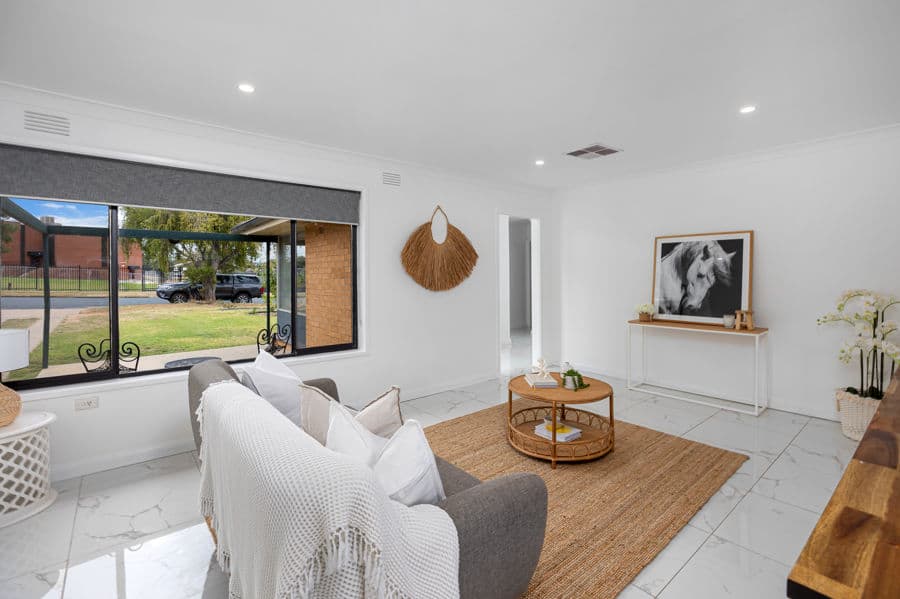 17 LEAVENWORTH Drive, Mount Austin, Mount Austin - Thumbnail 3