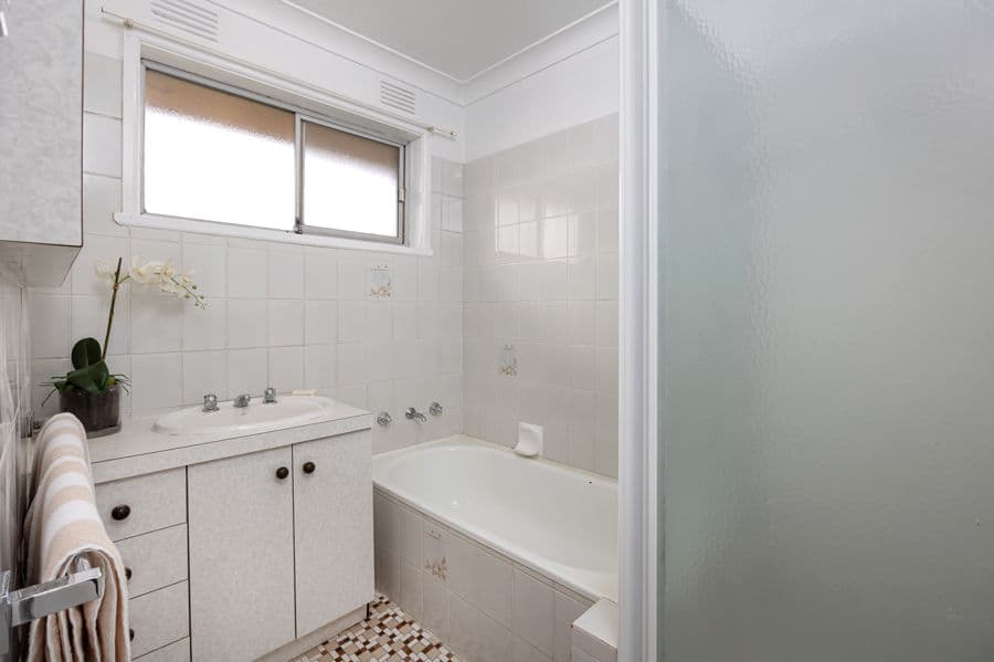 17 LEAVENWORTH Drive, Mount Austin, Mount Austin - Thumbnail 7