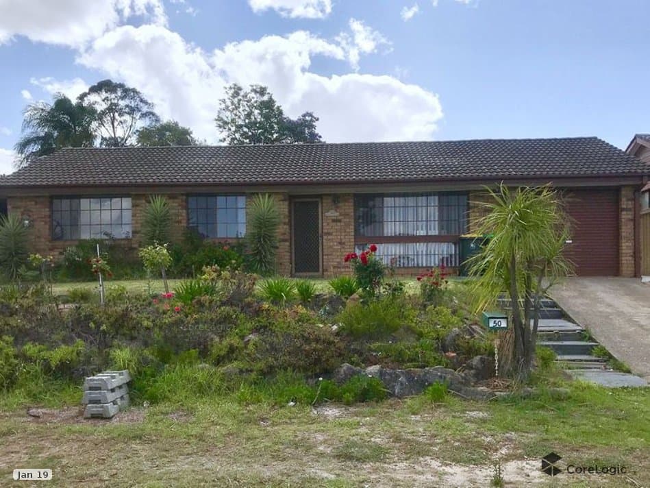 50 Akuna Avenue, Bradbury, Bradbury - Thumbnail 4