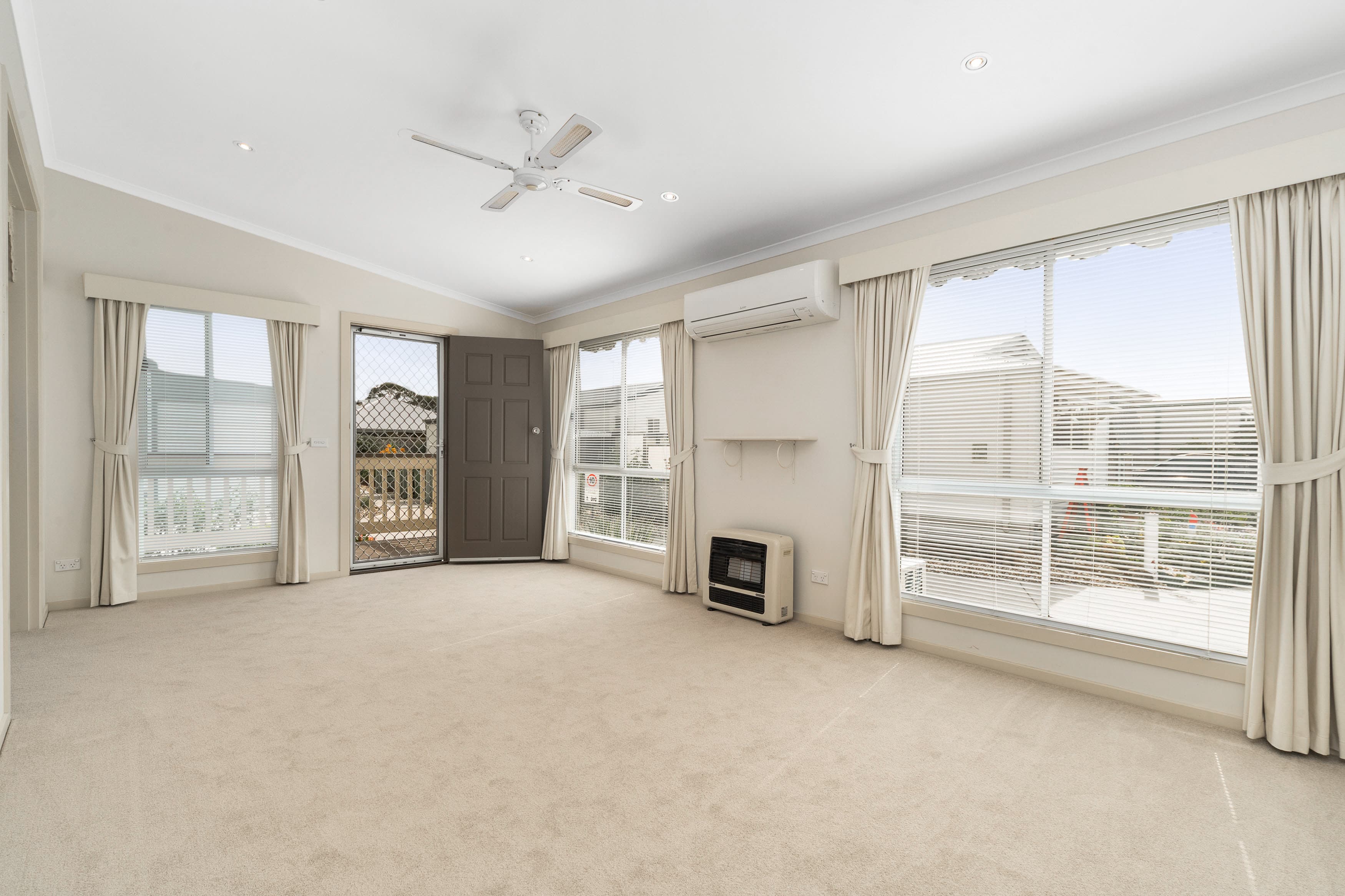 11 Beachcomer Way, Hastings, Hastings - Thumbnail 3