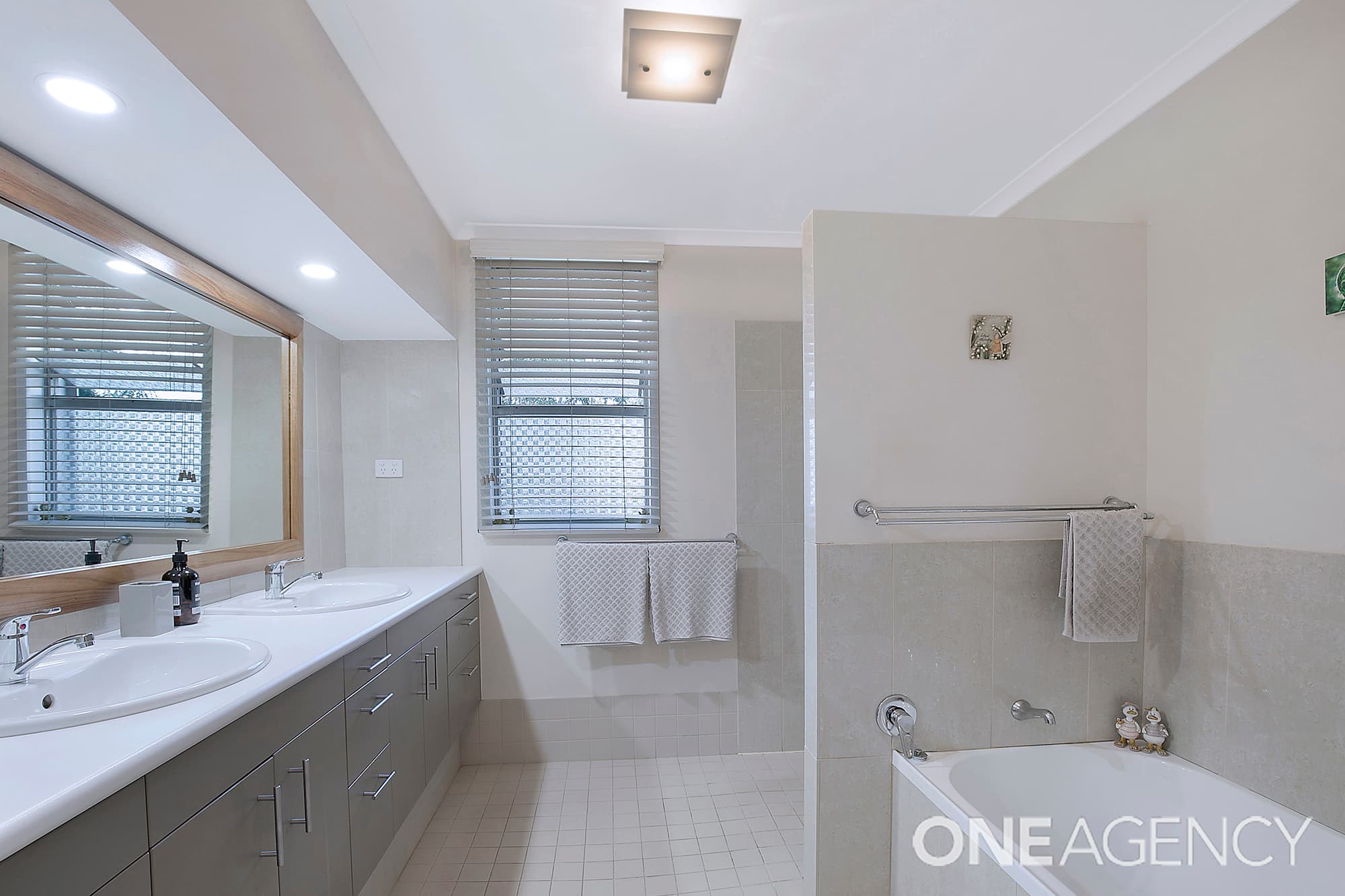 6 Bradley Road, Clontarf, Clontarf - Thumbnail 8