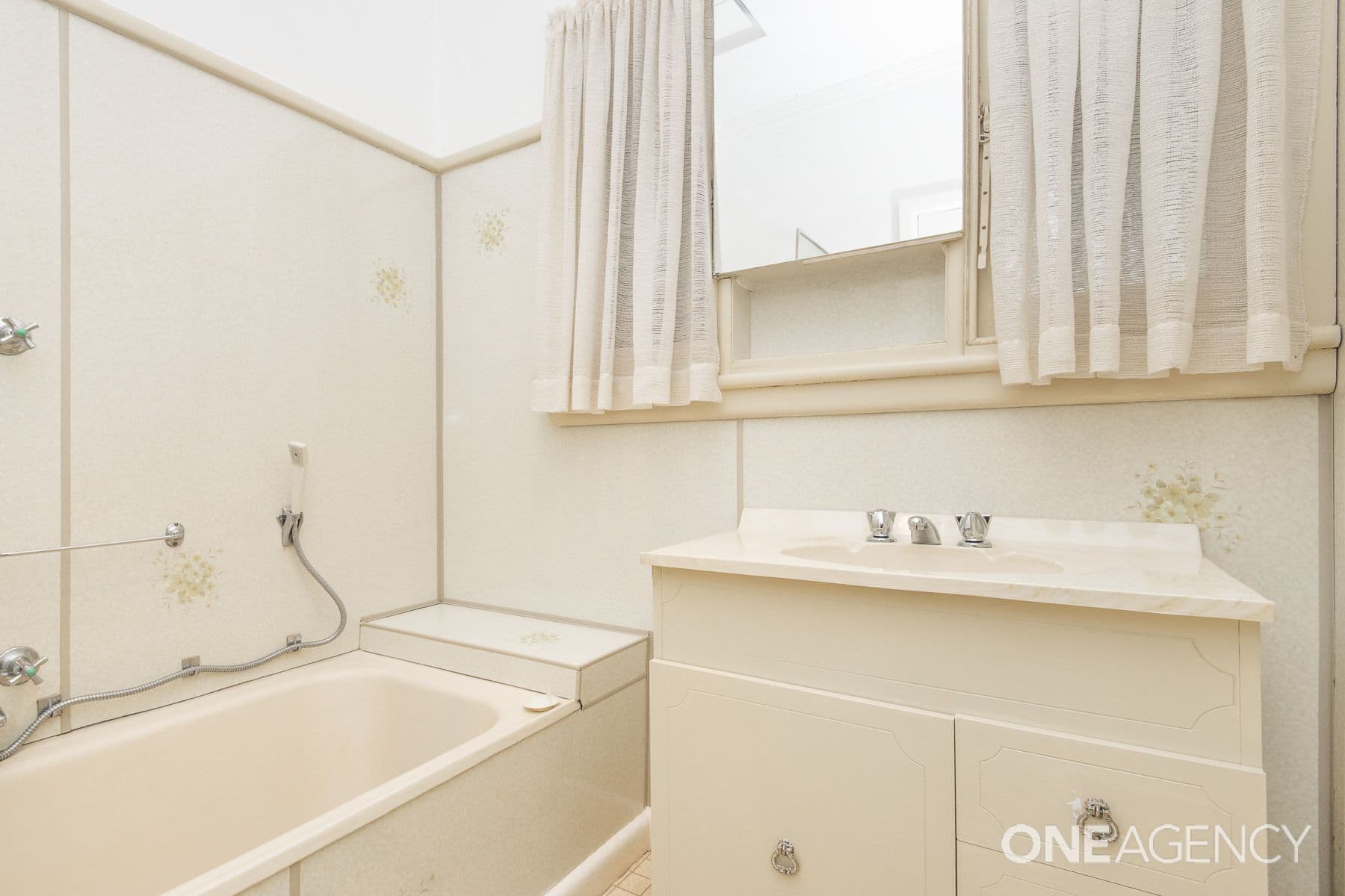 13 Vines Road, Hamlyn Heights, Hamlyn Heights - Thumbnail 6