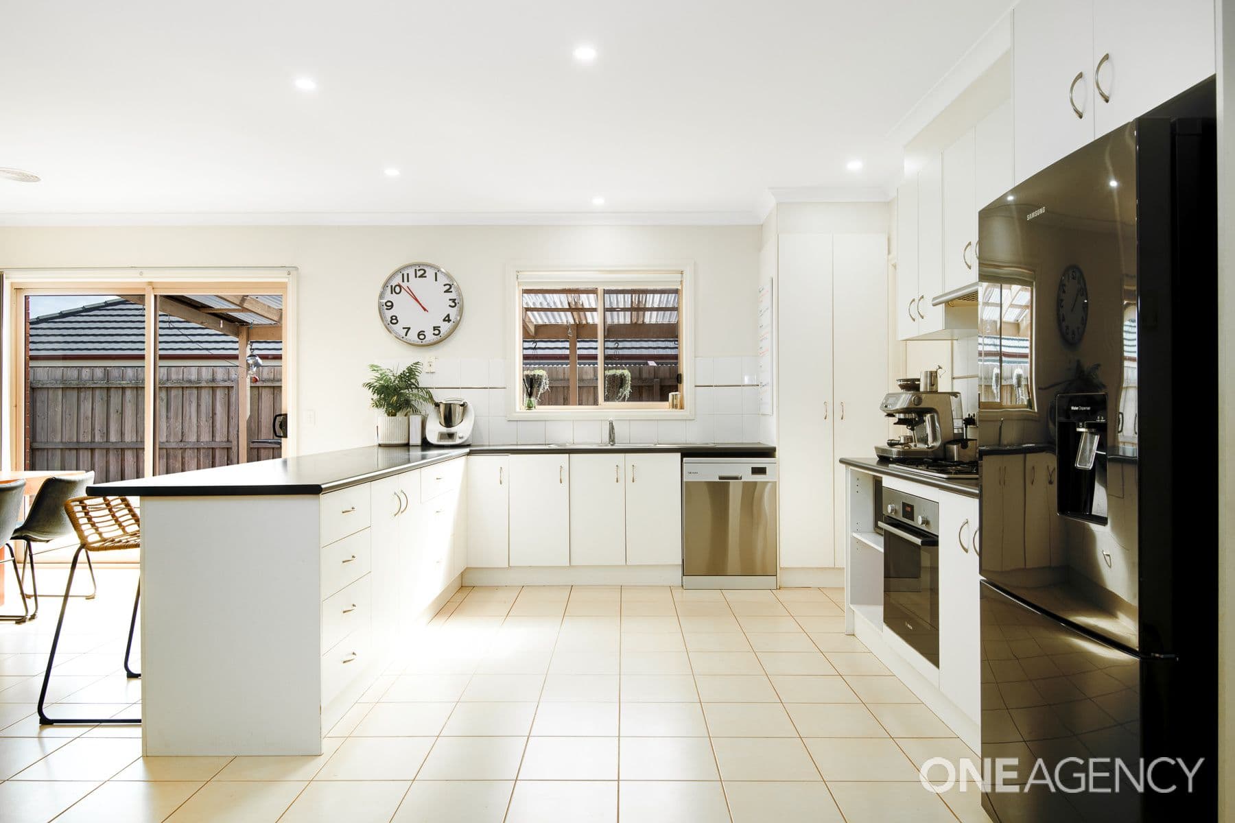 16 Cobb Court, Highton, Highton - Thumbnail 2