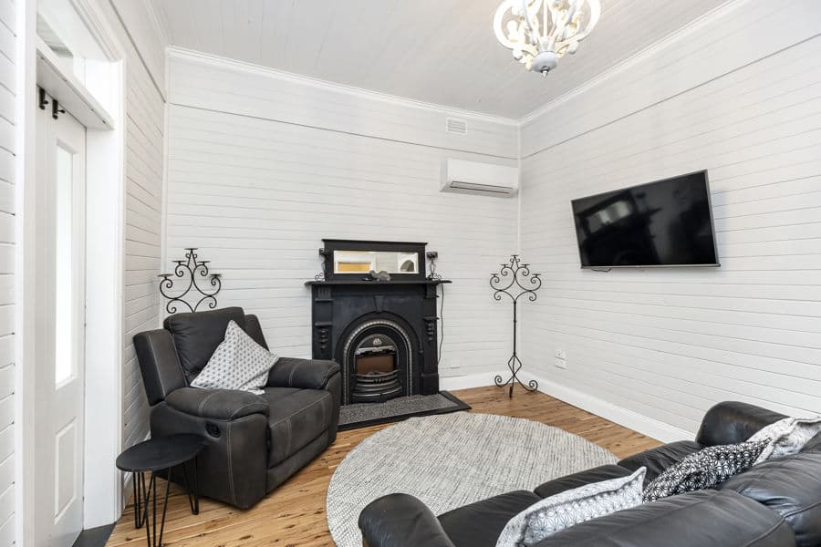 28 MIMOSA Street, Coolamon, Coolamon - Thumbnail 2