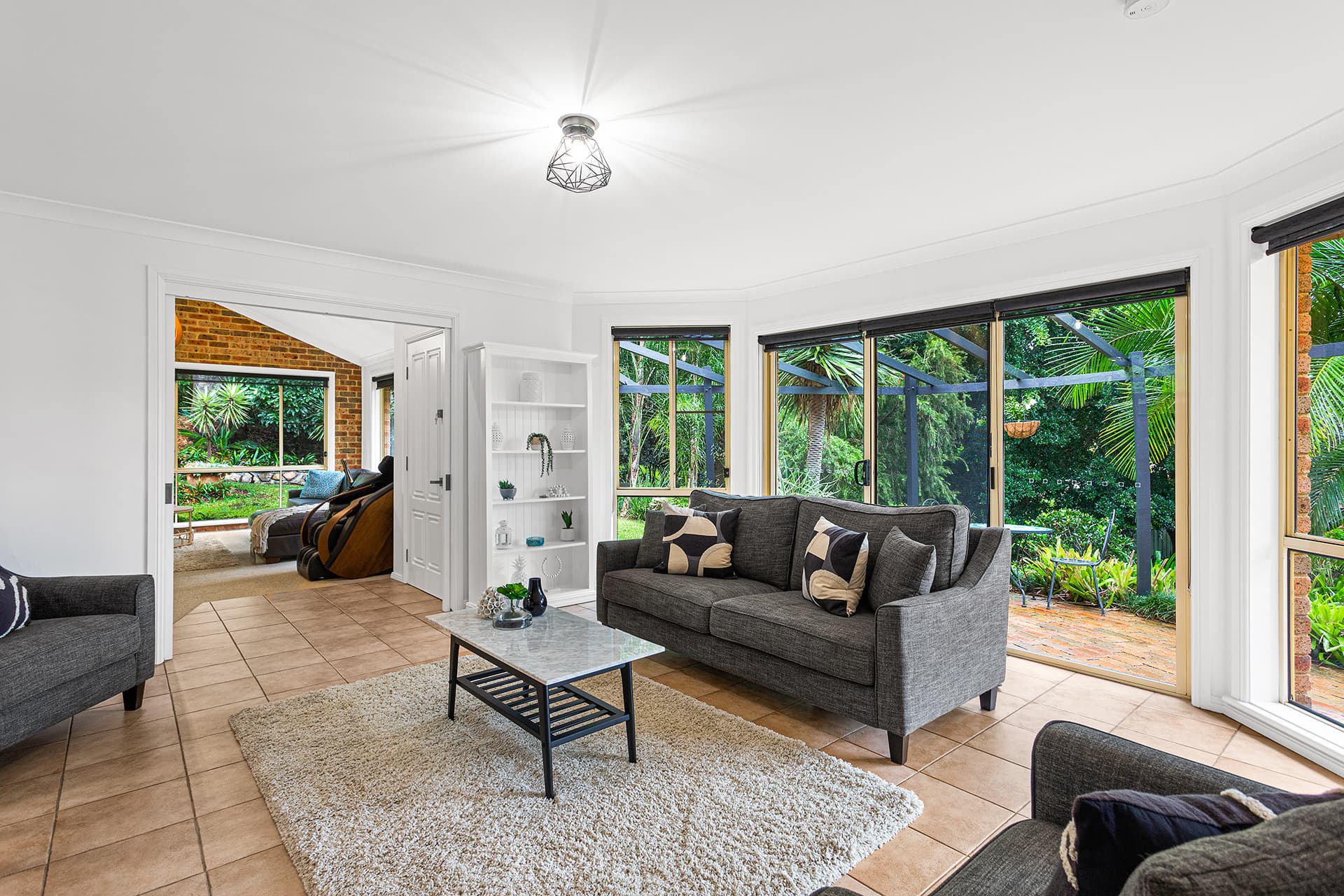 6 Ilkoara Grove, Cordeaux Heights, Cordeaux Heights - Thumbnail 2