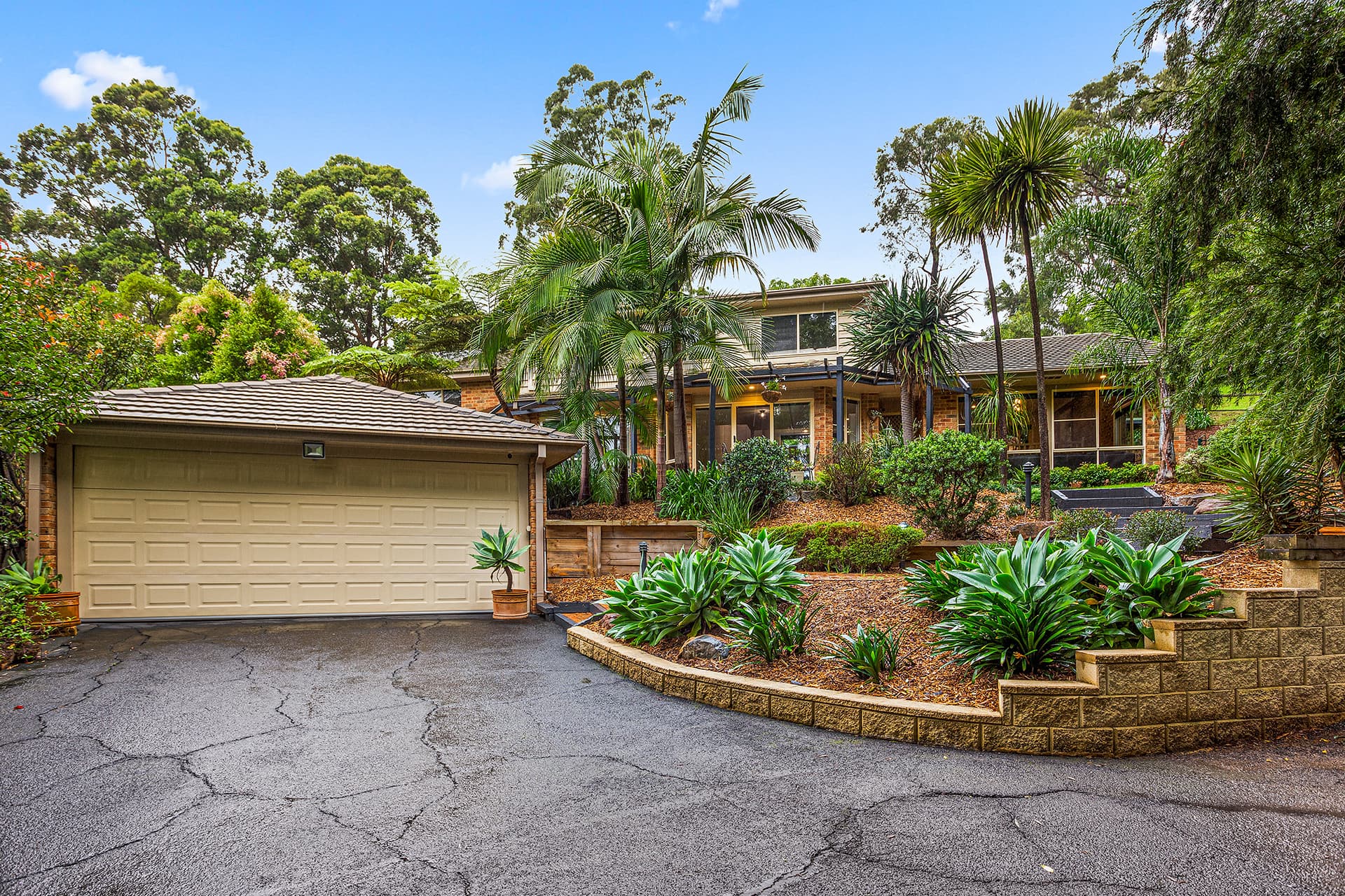 6 Ilkoara Grove, Cordeaux Heights, Cordeaux Heights - Image 1