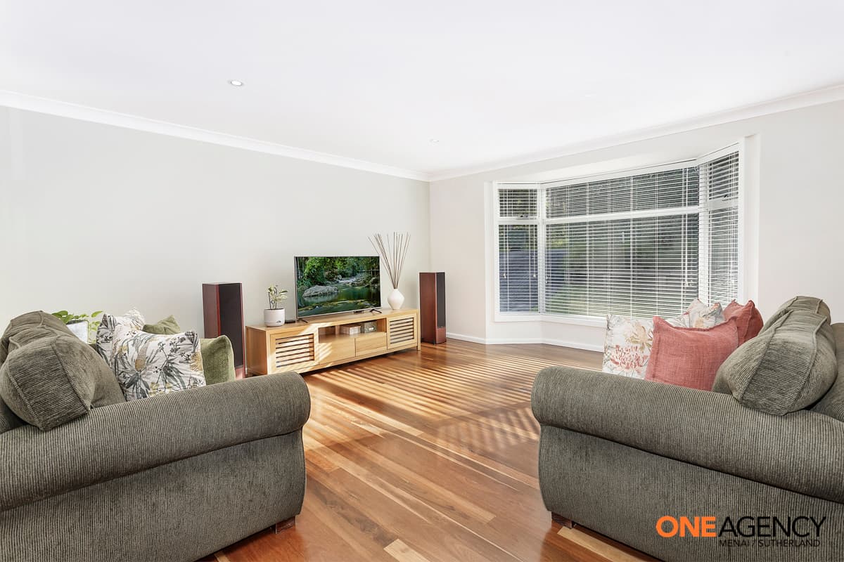 25 Banks Place, Barden Ridge, Barden Ridge - Thumbnail 2