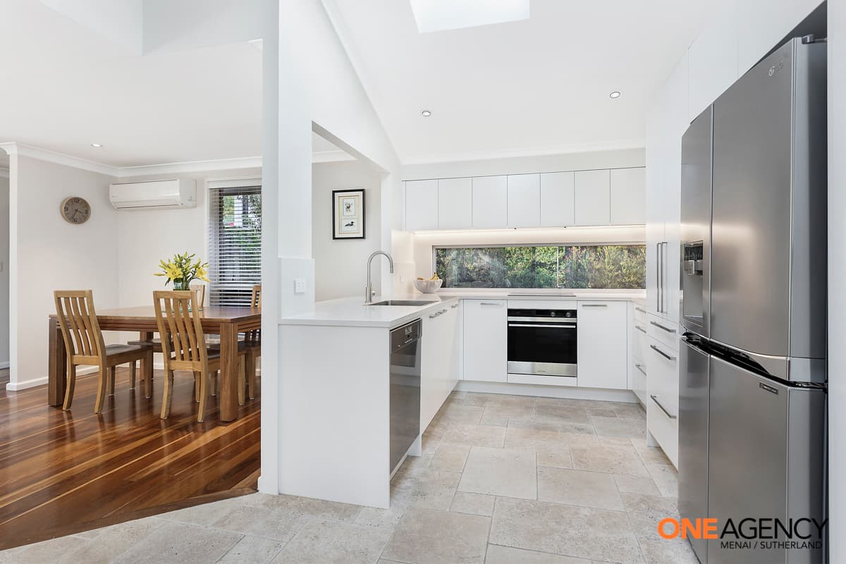 25 Banks Place, Barden Ridge, Barden Ridge - Thumbnail 3