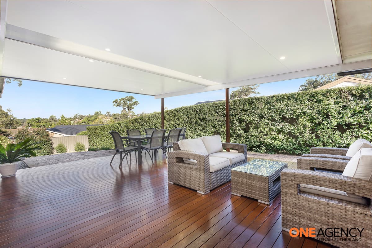 25 Banks Place, Barden Ridge, Barden Ridge - Image 1