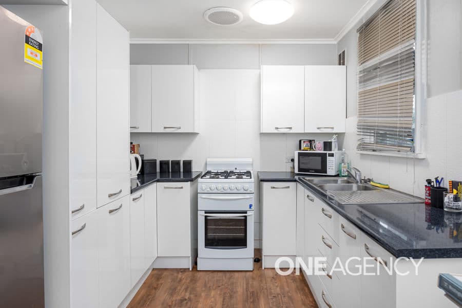 8 MADANG Street, Ashmont, Ashmont - Thumbnail 3
