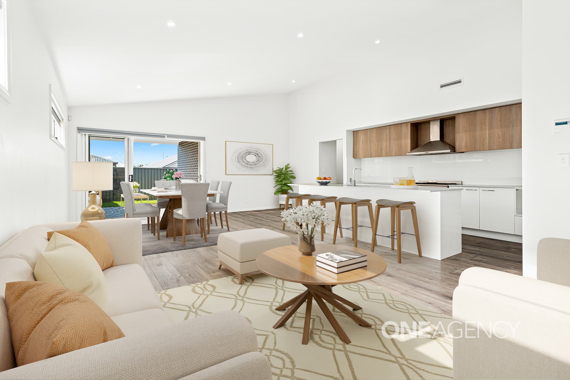 3 Bartlett Crescent, Calderwood, Calderwood - Thumbnail 2